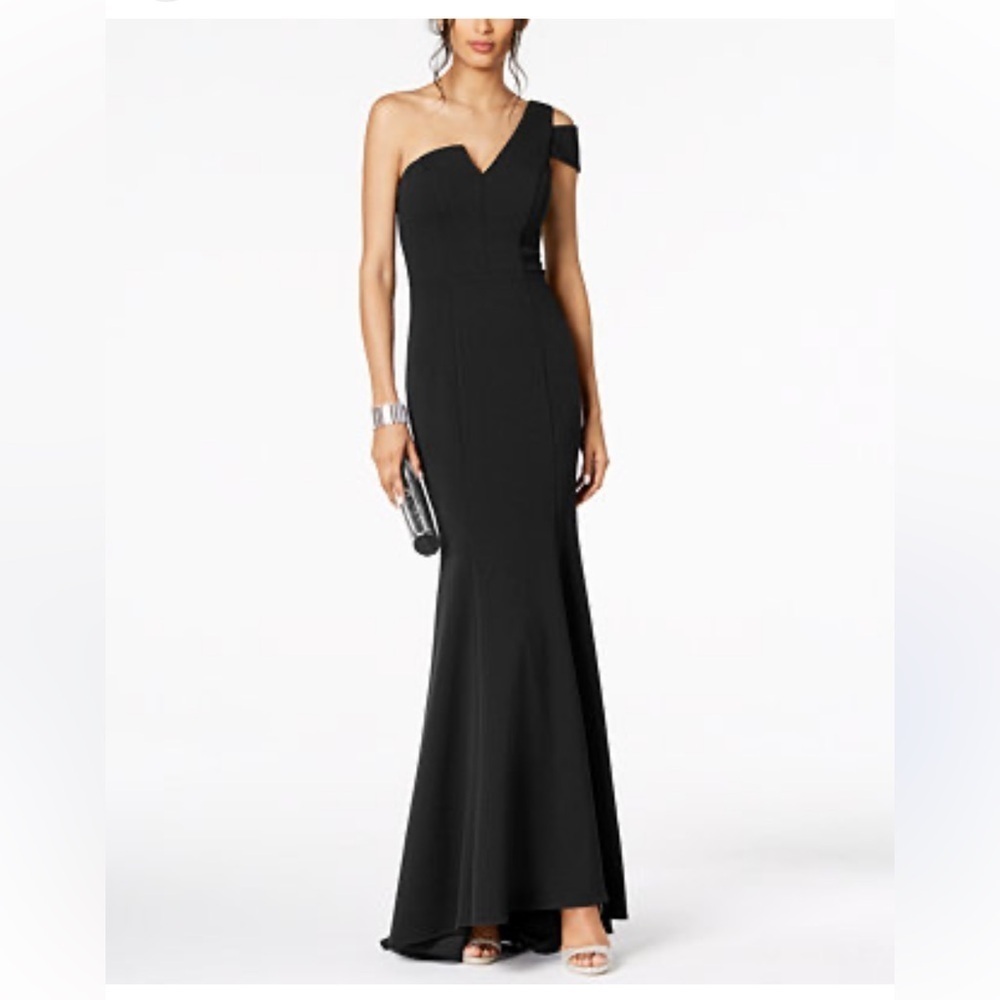 Betsy & Adam One-Shoulder Gown Women's Black Solid Back Zip Closure